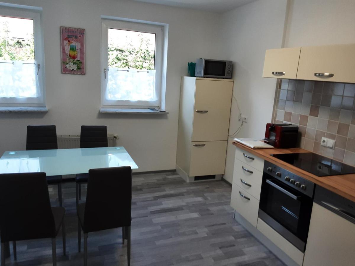 Apartment - Ferienwohnung 1 Treffen Am Ossiachersee Exteriör bild